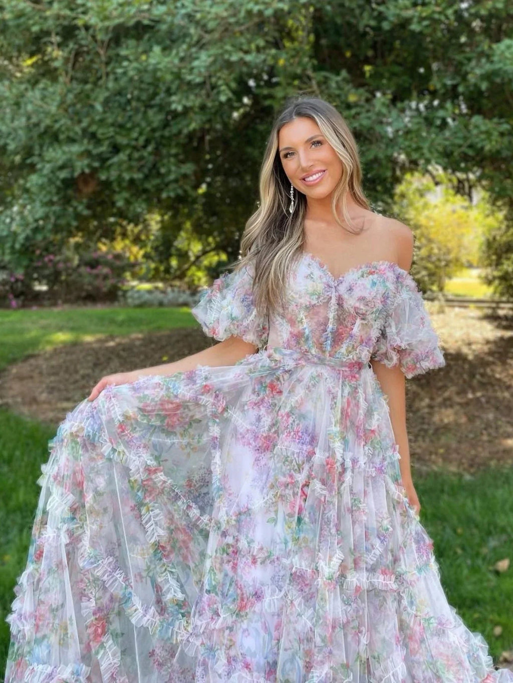 Sydney | Vestido largo de fiesta con escote corazón y falda en línea A de tul estampado
