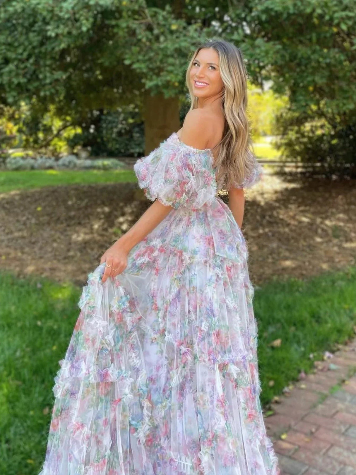 Sydney | Vestido largo de fiesta con escote corazón y falda en línea A de tul estampado
