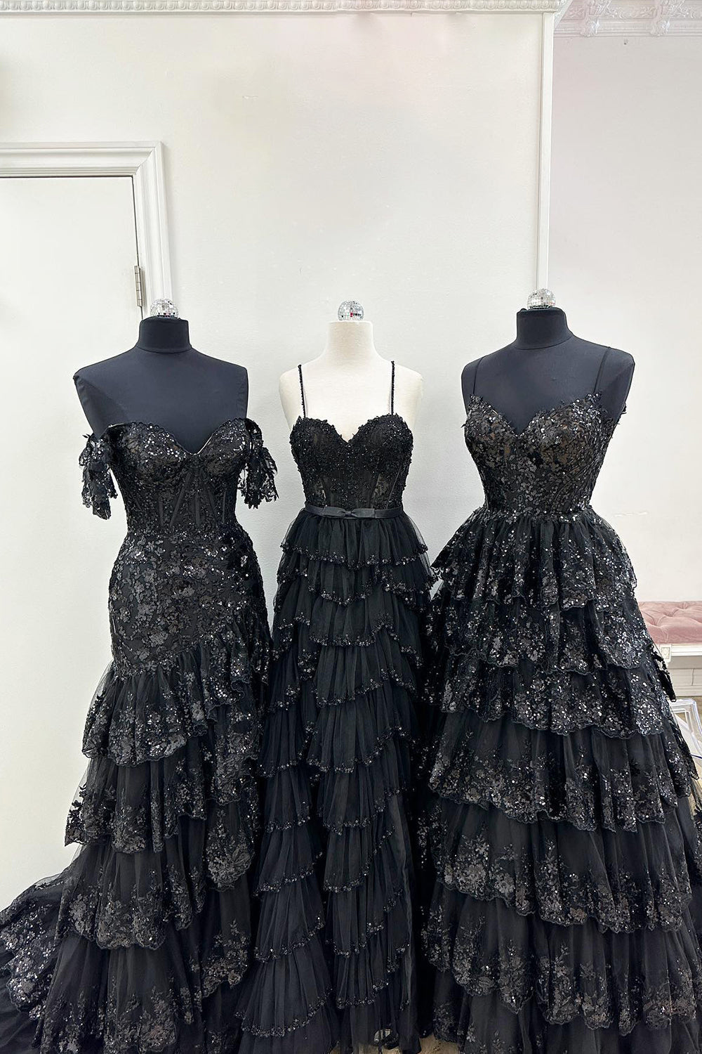 A Line Spaghetti Straps Tiered Lace Prom Dress