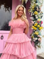 Trägerloses A-Linien-Ballkleid aus gestuftem Knittertüll