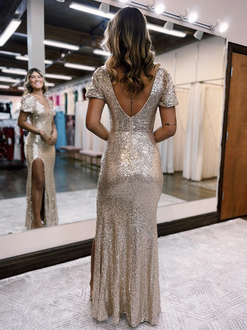 Meerjungfrau Goldenes kurze Ärmel langes Ballkleid