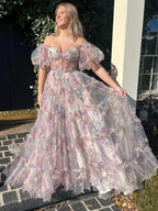 Sydney | Vestido largo de fiesta con escote corazón y falda en línea A de tul estampado