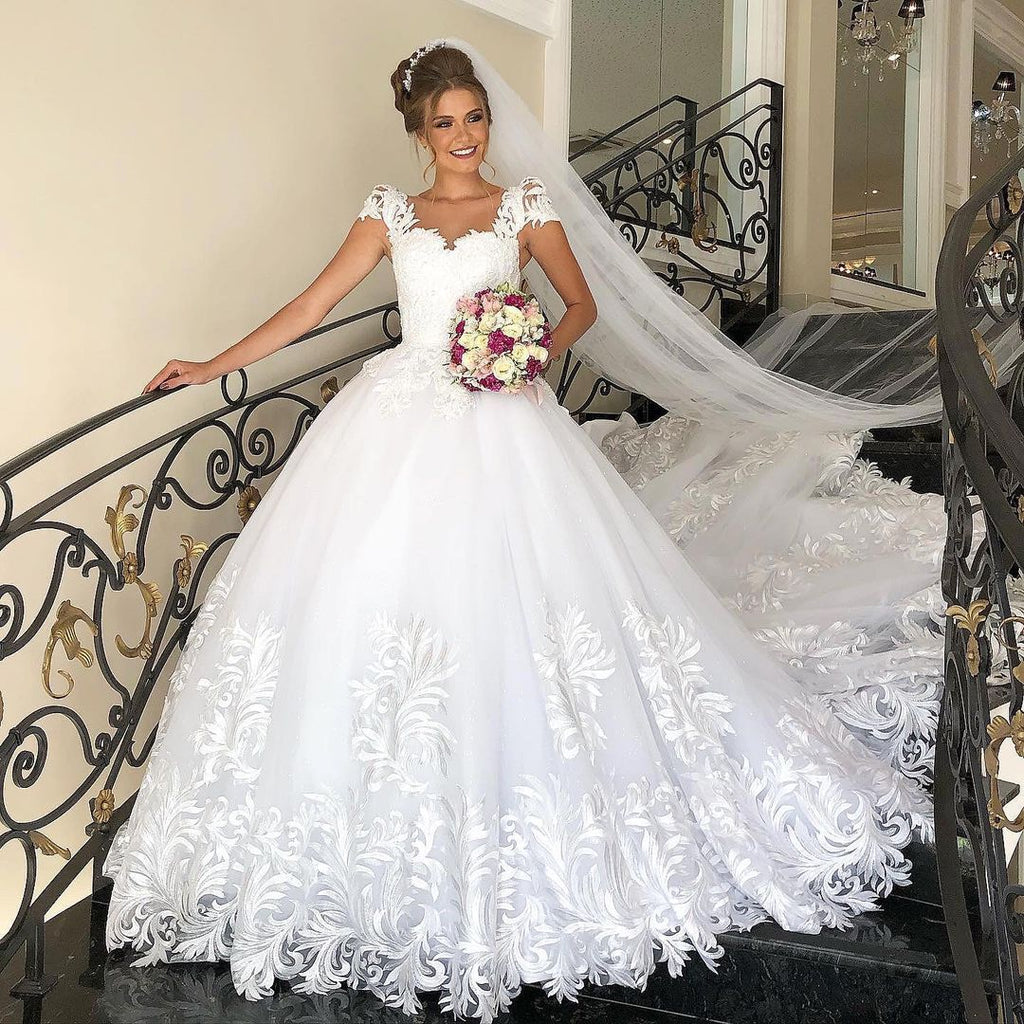 Glamorous Princess Long Cap Sleeves Wedding Dress With Tulle Lace