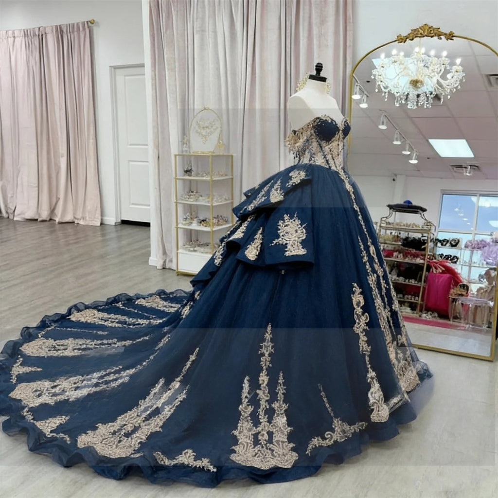 Luxo azul marinho boné manga ouro apliques vestido de baile trem varredura vestido de festa de aniversário feminino baile de formatura 15 16 quinceanera personalizado