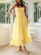 Elegantes Patchworkkleid mit schulterfreien Trägern 
