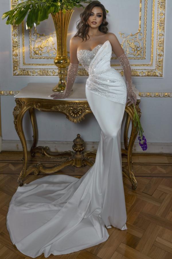 Sweetheart Mermaid Wedding Dress With Beads Rhinestones Satin Backless Strapless