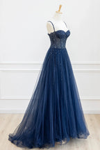 Abito lungo da sera formale in tulle con perline