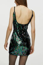 Robe à bretelles ajustée taille basse avec dos ouvert et jupe