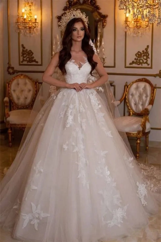 Sweetheart Tulle Ball Gown Wedding Dress With Flower Embroidery
