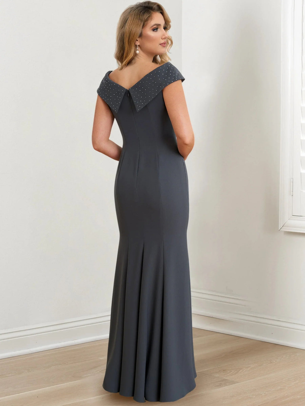 Scheide/Säulenförmiges Juwelenhals bodenlanges Kleid für die Mutter der Braut