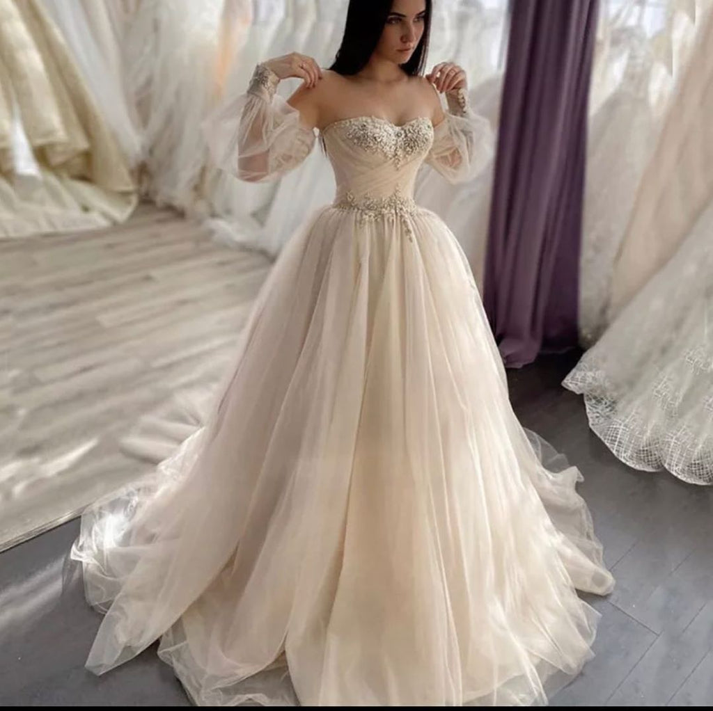 Romantic Lace Long Sleeve Backless Appliques Wedding Dress With Crystal Tulle