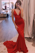 Vestido de fiesta de sirena sin mangas con escote en V y tirantes finos