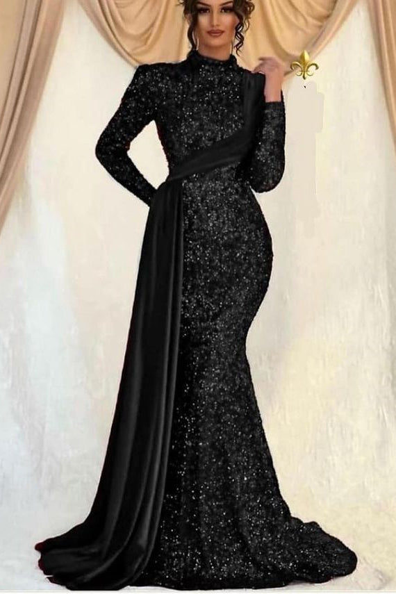 Vestido de Baile com Lantejoulas, Gola Alta, Mangas Compridas, Estilo Sereia e Folhos