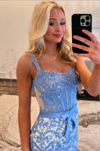 Elegant Off-Shoulder Lace Bodycon Homecoming Dress with Bow Waist