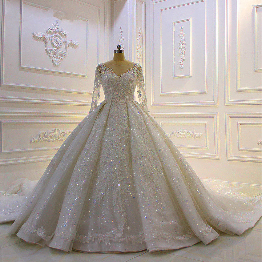 Chic Beading Lace Appliques Ball Gown Wedding Dress With Church Train Sleeves