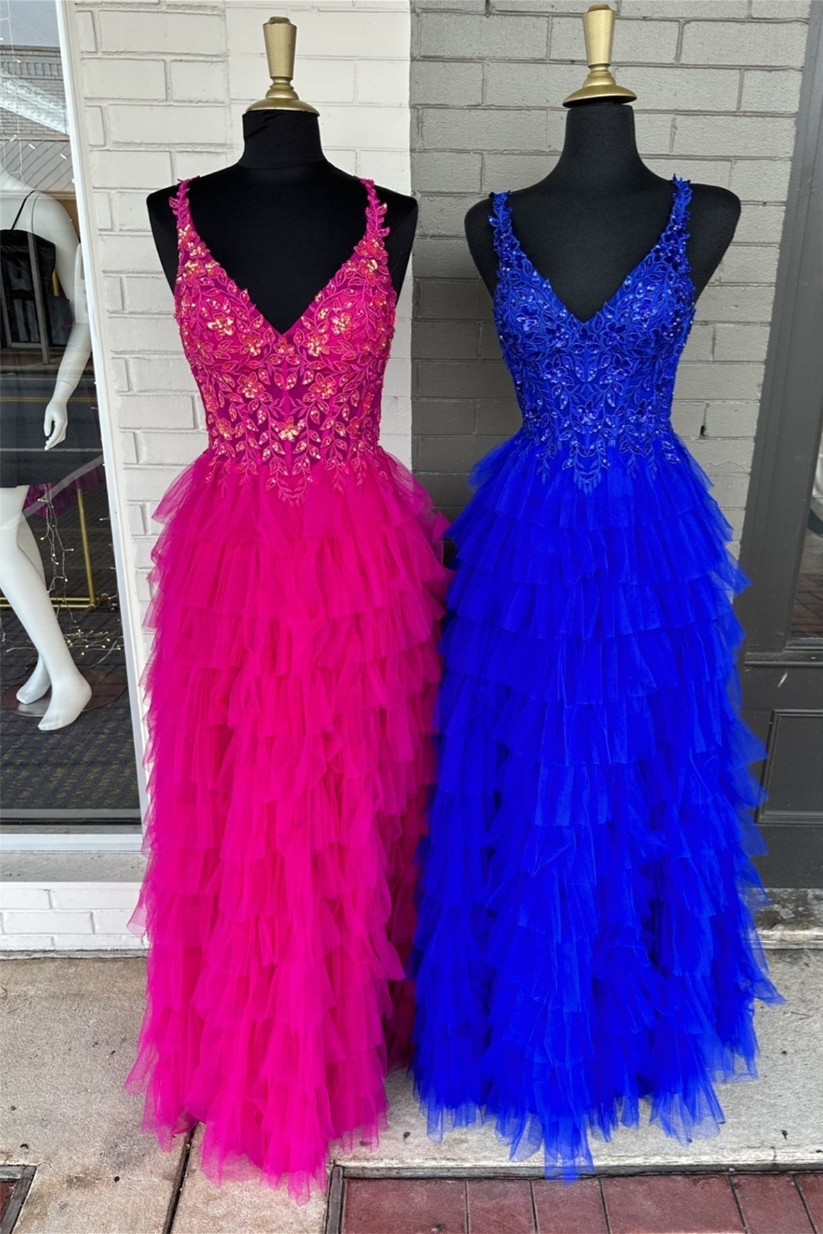 Roycebridal Avah | Langes Ballkleid in A-Linie mit Blumenmuster und Lagen aus Tüll in Fuchsia