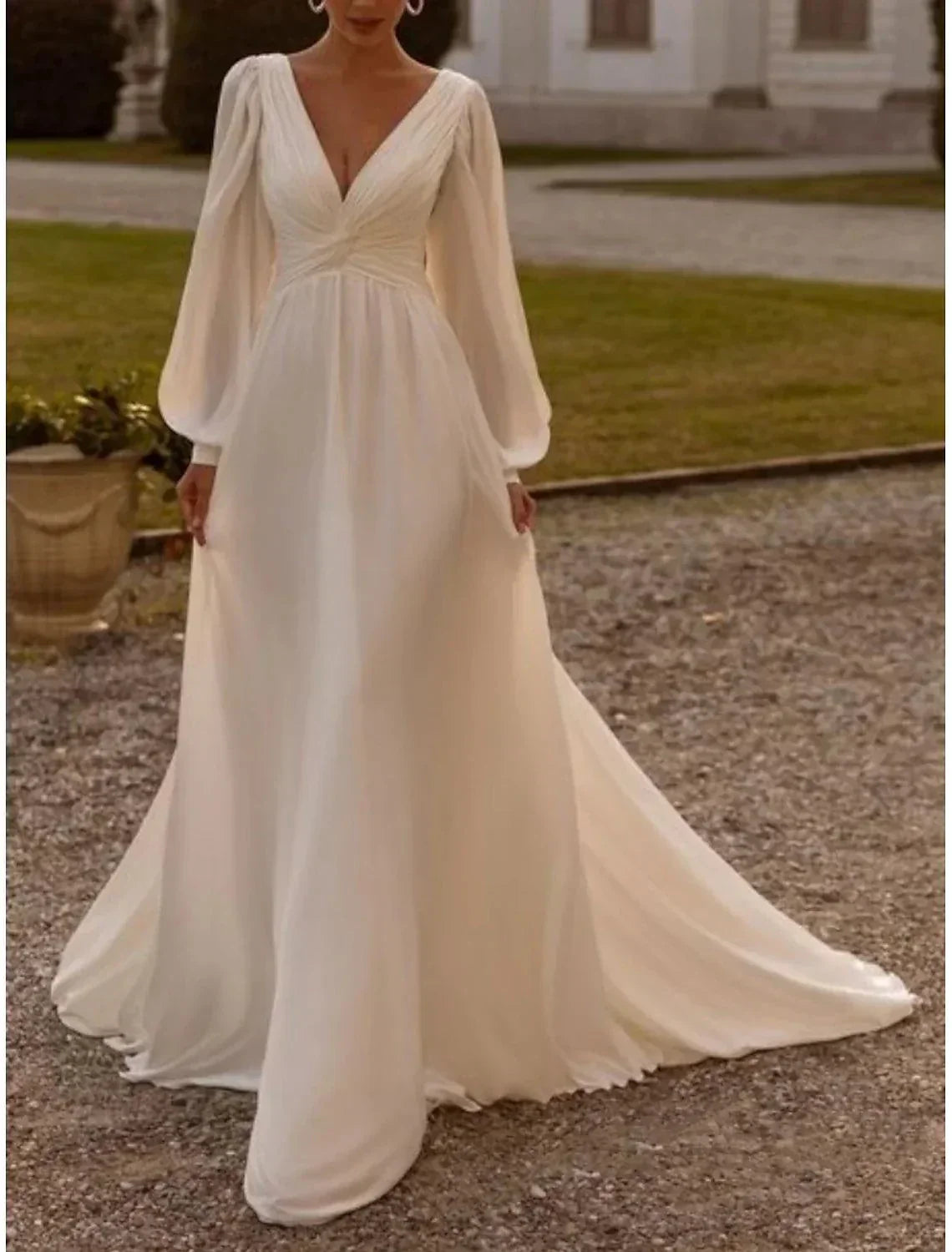 Vestidos de novia línea A con tirantes, sin mangas, largo hasta el té, de gasa con pliegues, vestidos sencillos