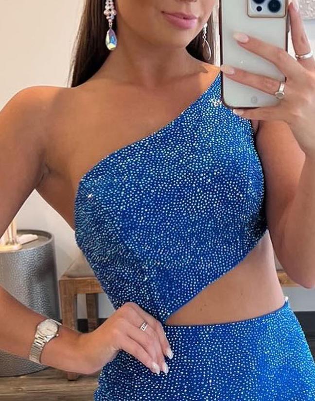 Toni | Vestido de fiesta azul real con un solo hombro y abertura