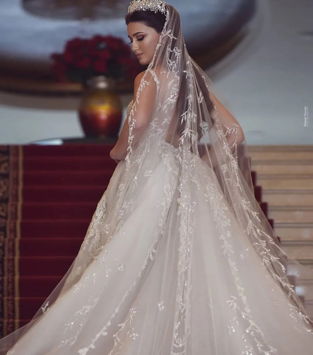 Chic Lace Long Mermaid V Neck Tulle Wedding Dress With Detachable Train