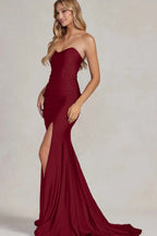 Strapless Sleeveless Long Mermaid Prom Dress With Slit Pleated Custom Colors