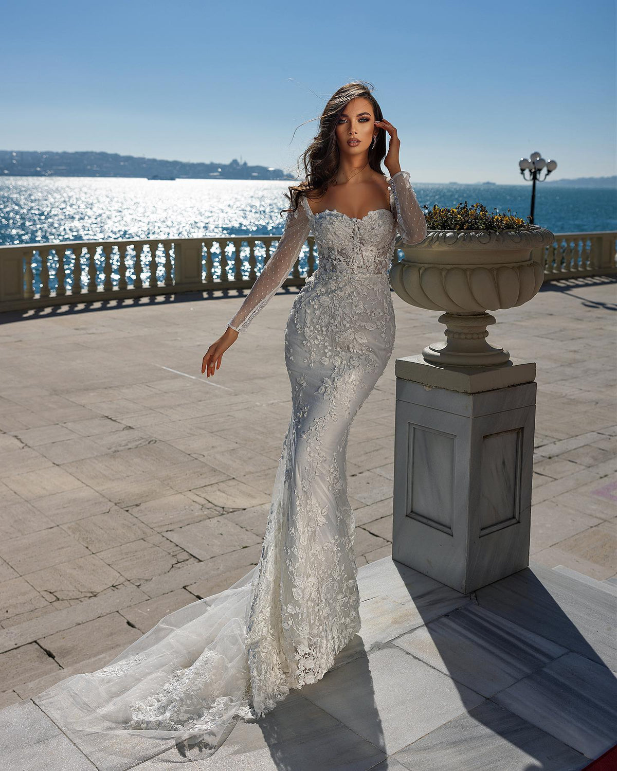Modern Mermaid Sweetheart Lace Wedding Dress With Detachable Train