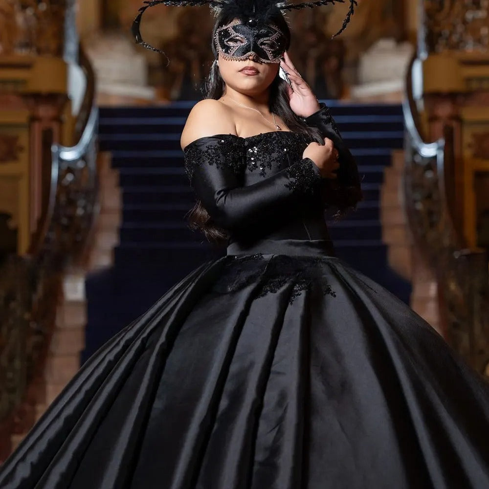 Customized Long Sleeves Black Ball Gown Quinceanera Dress 2026 Bead Two Pieces Sweet 16 Dress Birthday Party Vestidos De