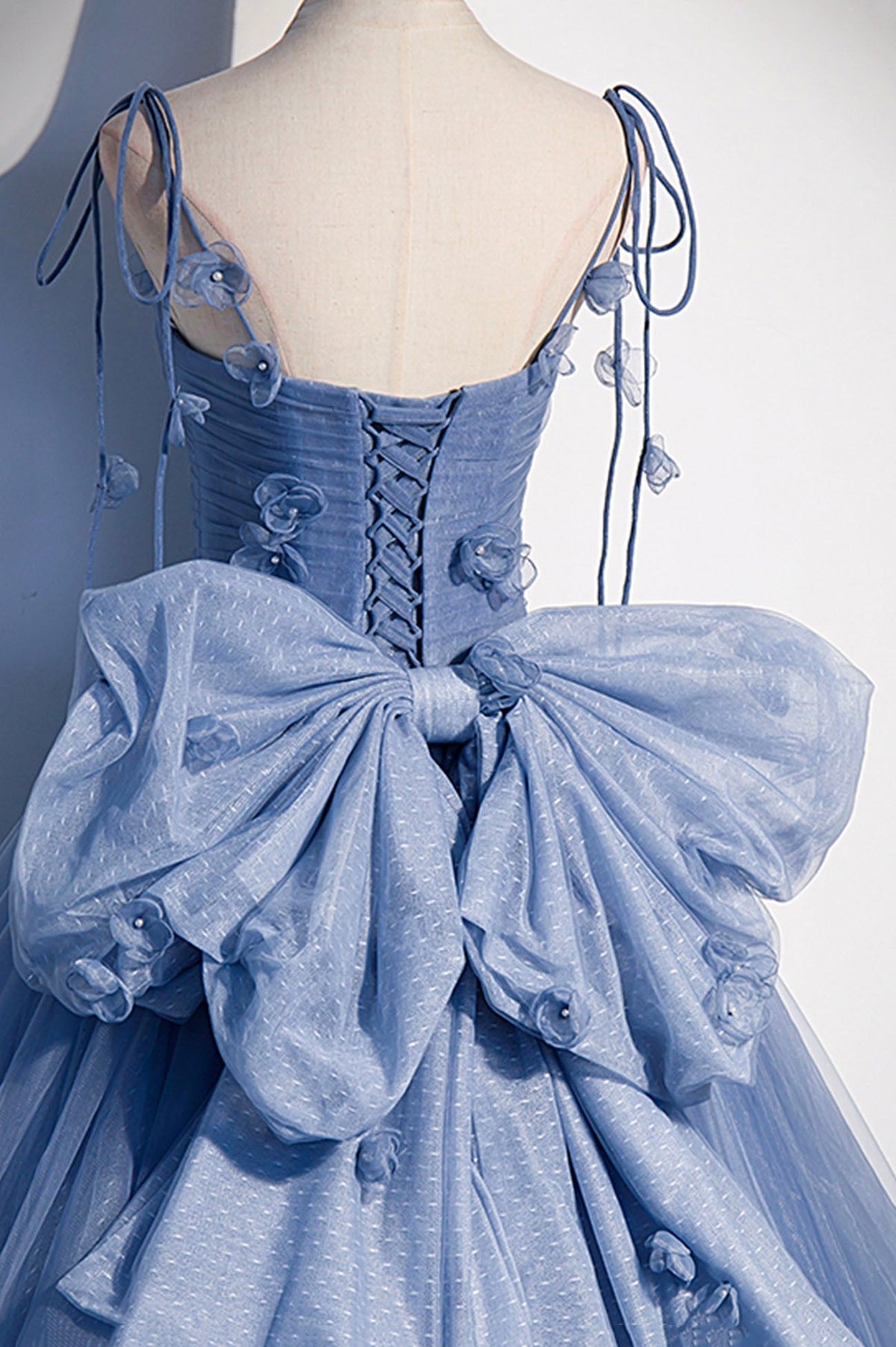 Tulle Long A-Line Prom Dress Blue Spaghetti Straps Party Dress with Bow