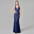Vestidos de Noite Elegantes em Cinzento Prateado Moda Sexy Simples com Decote em V Costas Descobertas Sem Mangas Bordado com Contas Vestido Cauda de Peixe SYP191