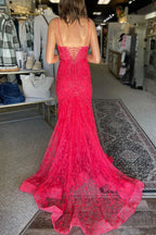 Kanika | Vestidos de fiesta con escote en V, encaje y corte sirena en rosa fuerte