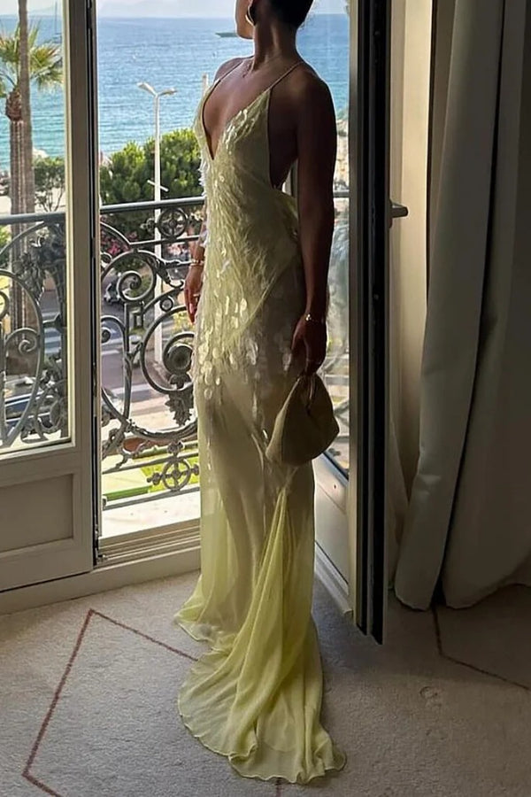 Robe longue fendue dos nu à encolure en V profond avec paillettes et ourmet en queue de poisson - Jaune