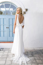 Chiffon Beach Wedding Dress With Delicate Lace Appliques For Beach Weddings