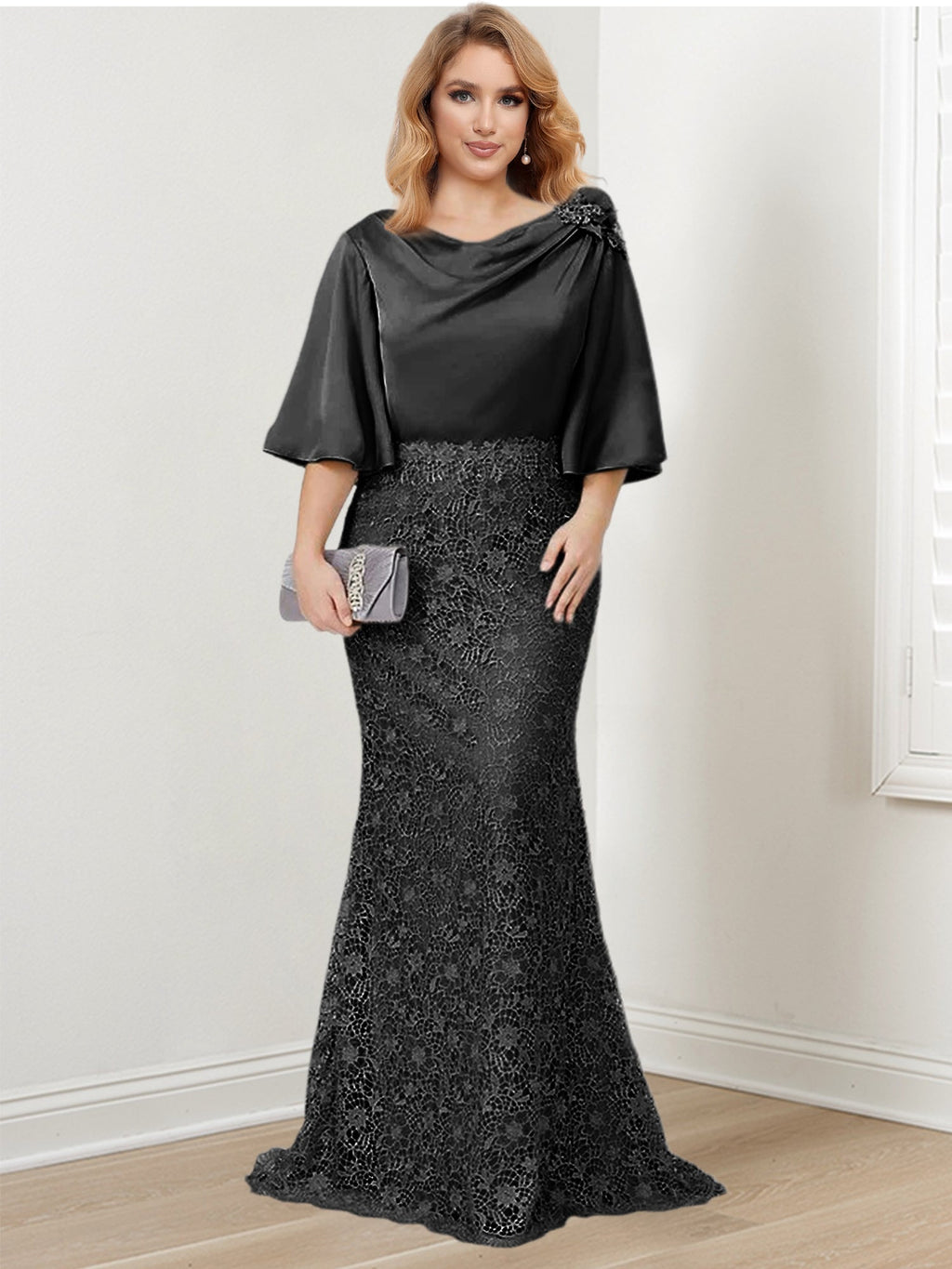 Mother of the Bride Trumpet Mermaid Dresses Featuring Applique Details