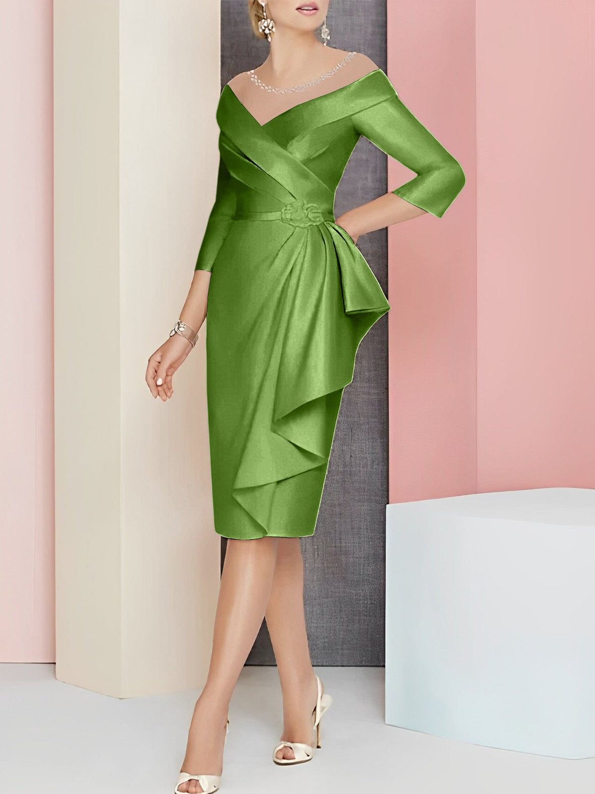 Vestido bainha com decote em V até ao joelho para mãe da noiva