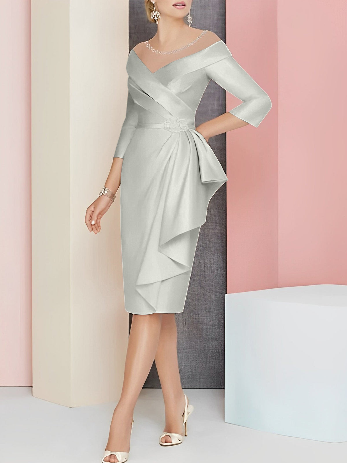 Vestido bainha com decote em V até ao joelho para mãe da noiva