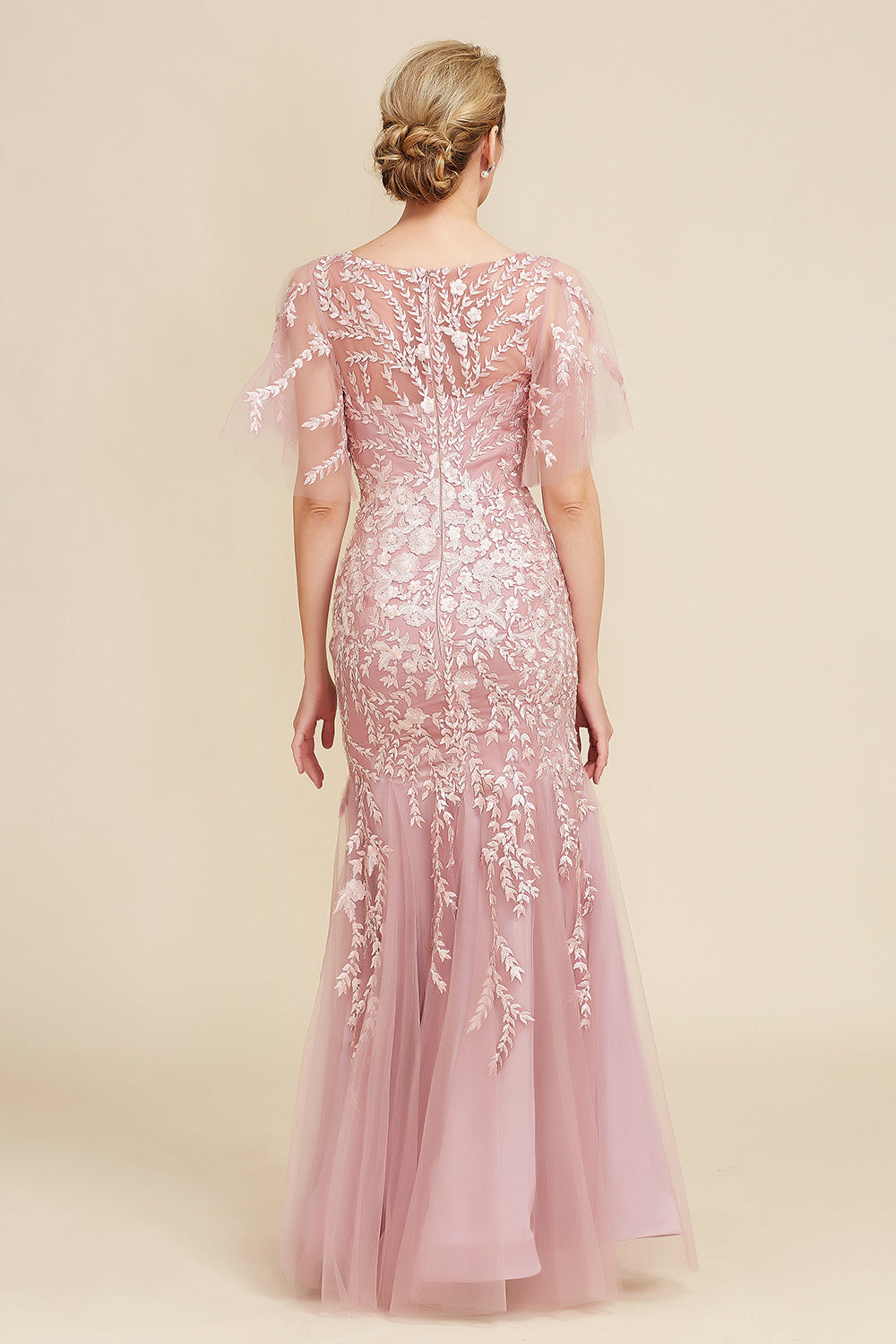 Floor-Length Mother of the Bride Lace Dresses with Trumpet/Mermaid Scoop Half Sleeves
