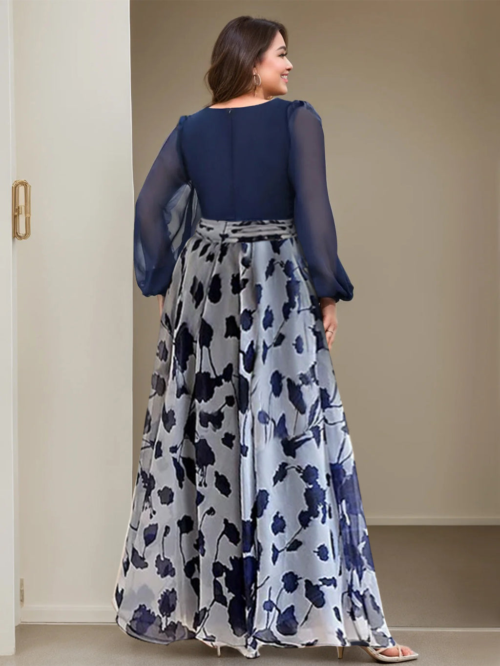 Floor-Length Floral Mother of the Bride Princess V-Neck A-Line Dress With Long Sleeves and Flower