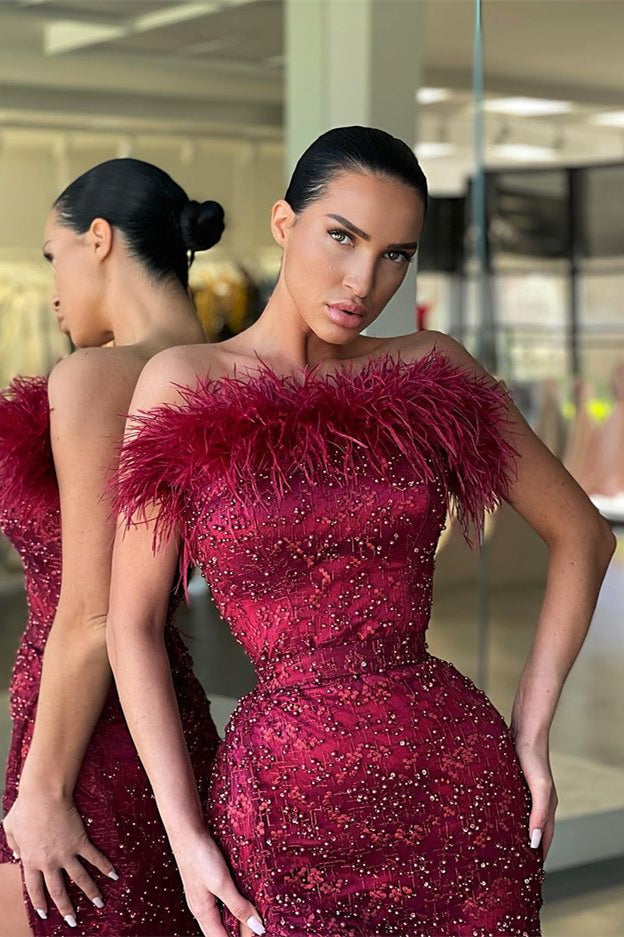 Robe de bal longue sirène sans bretelles ni manches avec perles et fente
