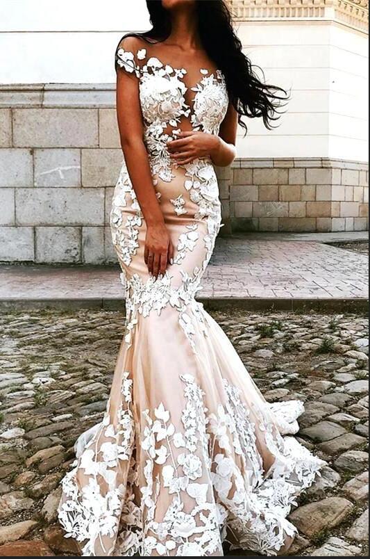 Chic Off The Shoulder Backless Mermaid Wedding Dress Floor Length Appliques Lace