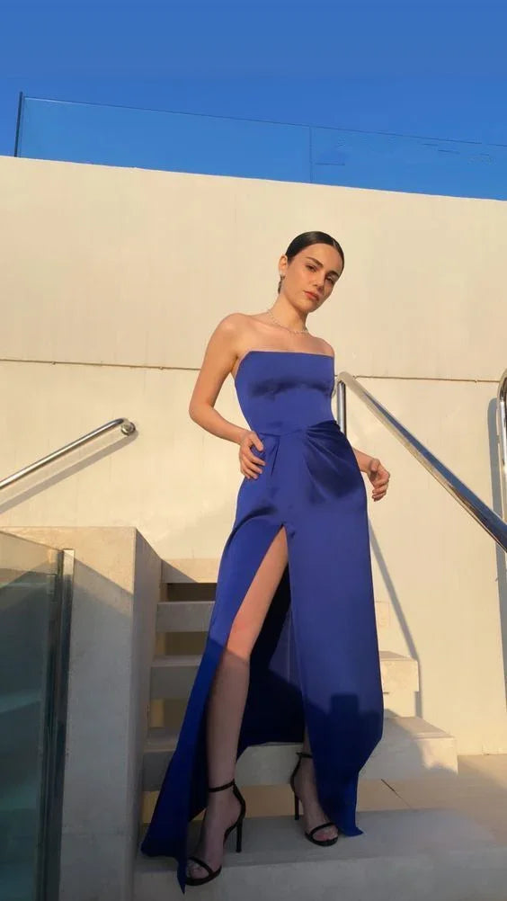 Vestido largo de fiesta azul real sin tirantes con abertura sexy Y7642