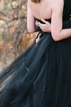 Elegant Black Floor Length A Line Strapless Wedding Dress With Tulle