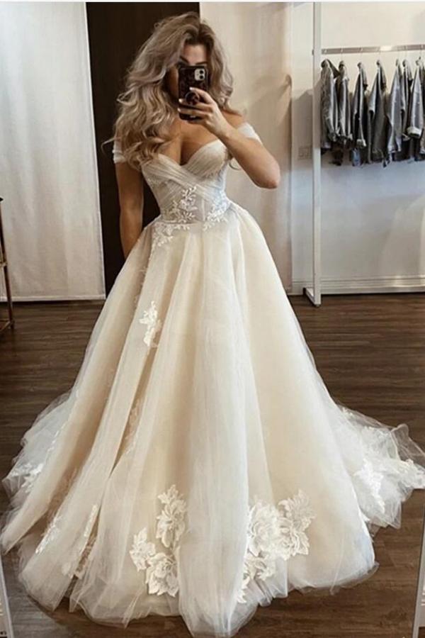 Classic Off-The-Shoulder A-Line Wedding Dress With Tulle Lace