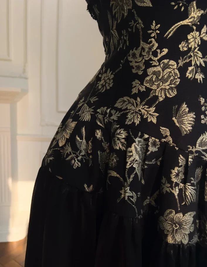 Vestido de noite longo elegante preto com alças ao pescoço, cetim estampado, flores e lantejoulas, corte evasê, vestido de baile Y8568