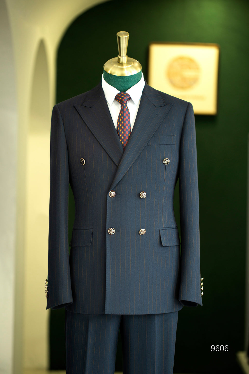 Abito in Lana a Righe Navy Doppio Petto Su Misura per Sposo Formale e Business