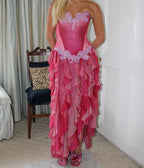 Vestido de noite vintage cor-de-rosa choque com folhos de renda e chiffon, vestido de baile sem alças Y8252