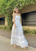 Vestido largo blanco único de noche sin tirantes con capas y corte en línea A para fiesta o baile Y7552