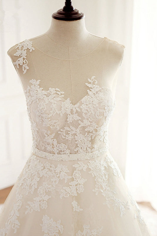 Vintage Jewel Tulle Long A Line Wedding Dress With Appliques Lace