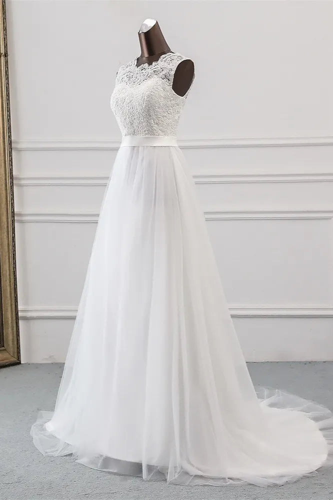 Classic Tulle A Line Jewel Wedding Dress with Appliques Lace