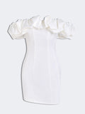 Robe bustier satinée à volants et mini longueur