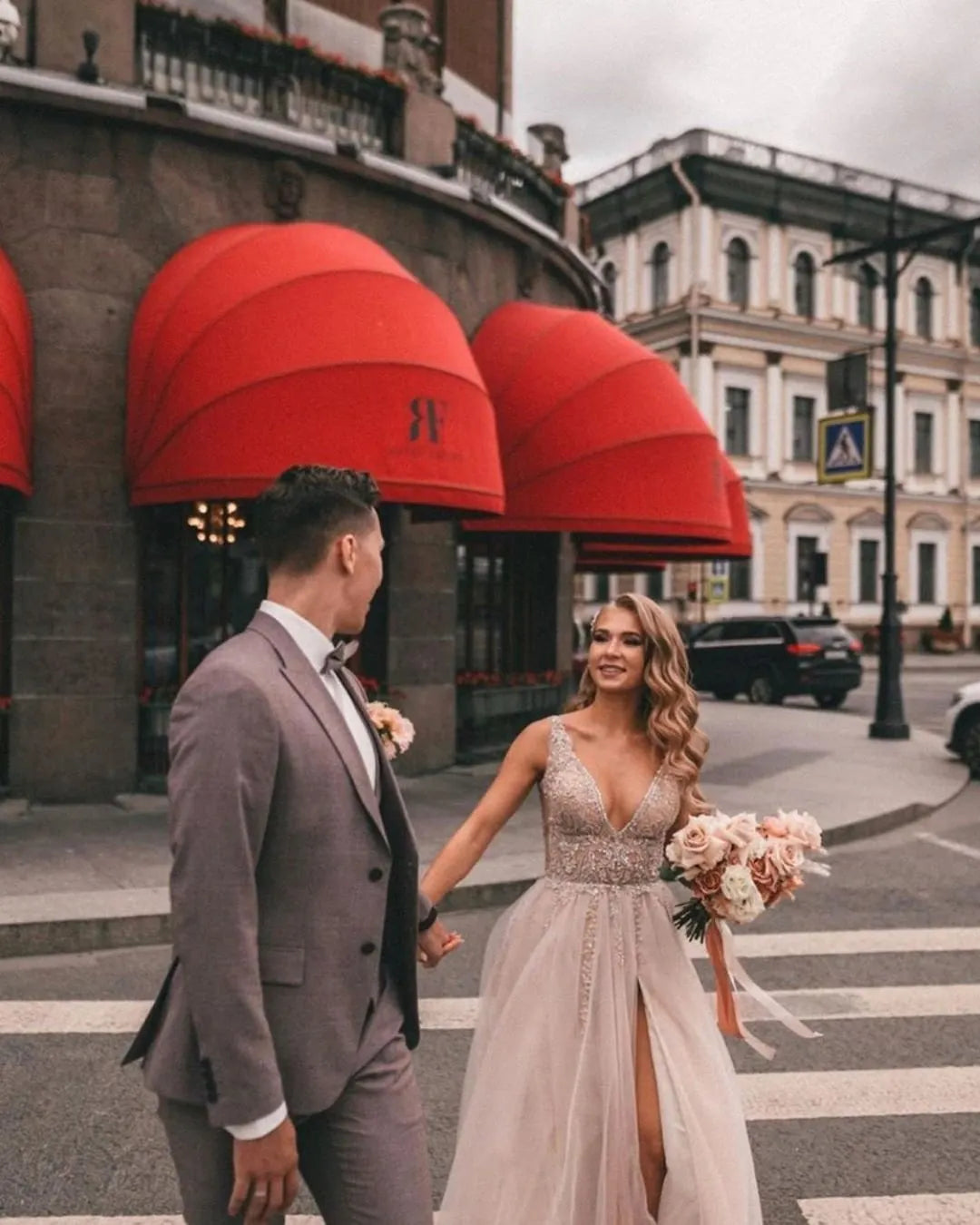 Classy A Line V Neck Tulle Lace Boho Wedding Dress With Slit Appliques