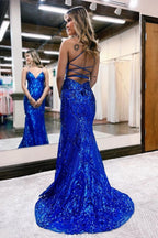 Robe longue de bal bleu royal à paillettes, dos nu, bretelles fines en V